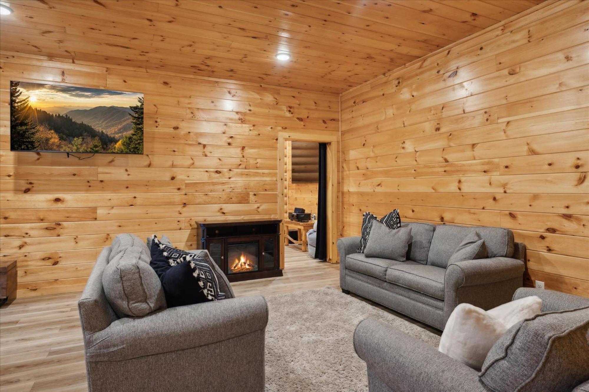Hot Tub Fire Pit Game Room Theater Easy Access Sleeps 12 - Black Bear Lodge Pigeon Forge Exterior photo